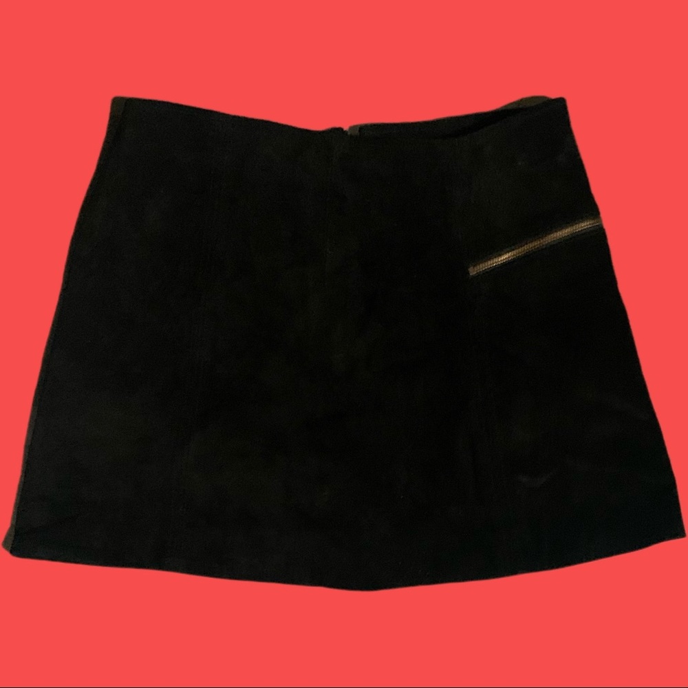 BLANKNYC Black Suede Mini-Skirt NWOT - 29